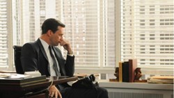 احمق باش تا کامروا شوی