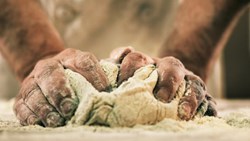 تاریخ کتاب‌های آشپزی مملو از تمایزات طبقاتی است