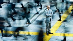 نظر هر کسی محترم است؟ اصلا و ابدا