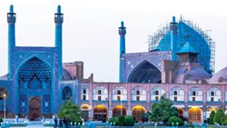 مسجد، اِی خانه آباد خدا...