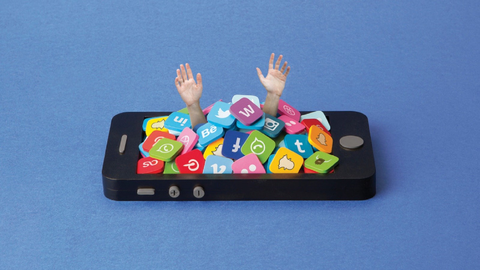 مخترع «واقعیت مجازی» می‌گوید همین حالا شبکه‌های اجتماعی‌تان را حذف کنید