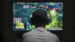 دنیای بازی‌ها بهتر از دنیای واقعی است؛ چرا از آن دست بکشیم؟