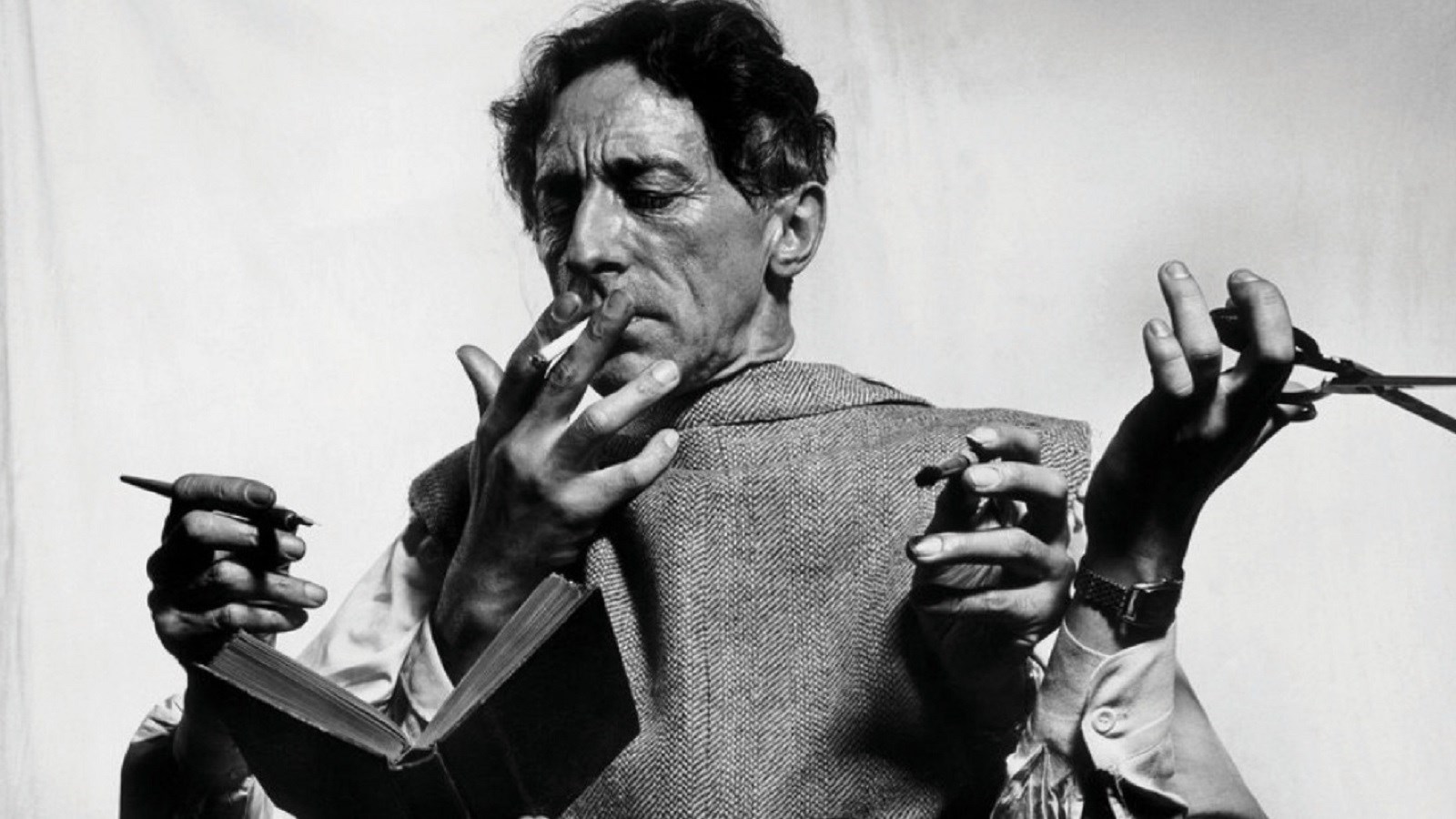 داستان‌هایی که دربارۀ خودمان تعریف می‌کنیم