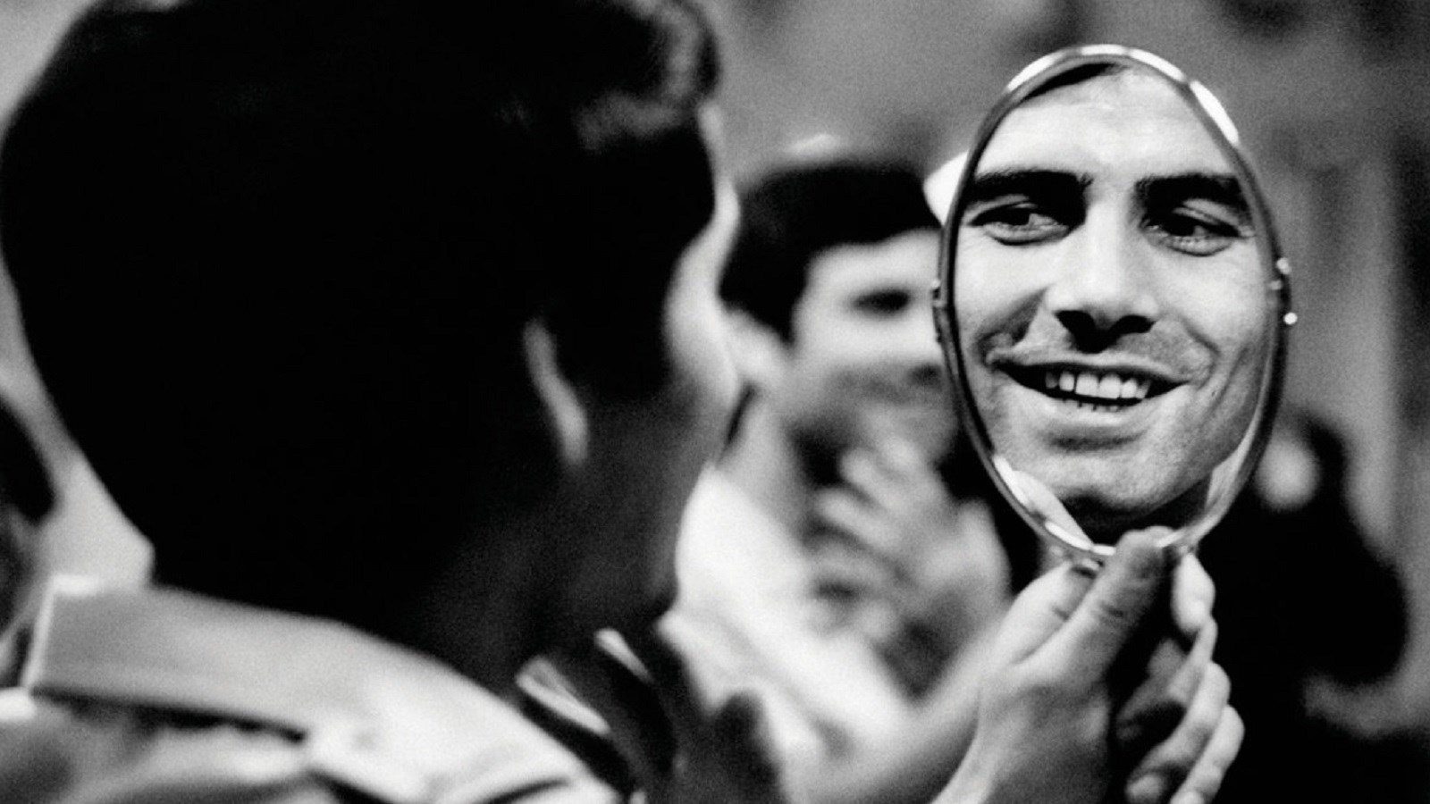 من یک خدای کوچک هستم