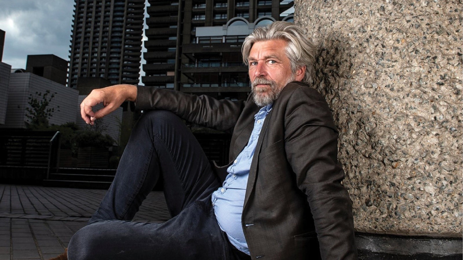 گفت‌وگو با کارل اوه کناسگور: آیا هر کسی می‌تواند یک نبرد من بنویسد؟