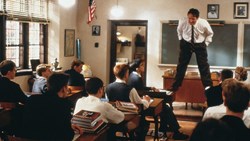 چرا دوران دبیرستان تا ابد همراهمان می‌ماند؟