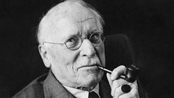 از معماری چه کاری برای فهم انسان ساخته است؟ از نظر یونگ، همه کار