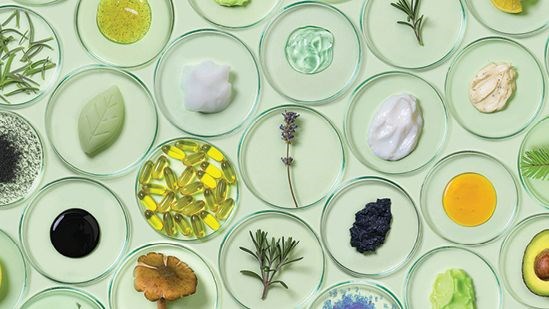 درمان‌های طبیعی شاید بهتر نباشند، پس چرا همچنان آن‌ها را ترجیح می‌دهیم؟