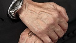 چطور شبه‌علمِ «زبان بدن» شبکه‌های اجتماعی را تسخیر کرد؟