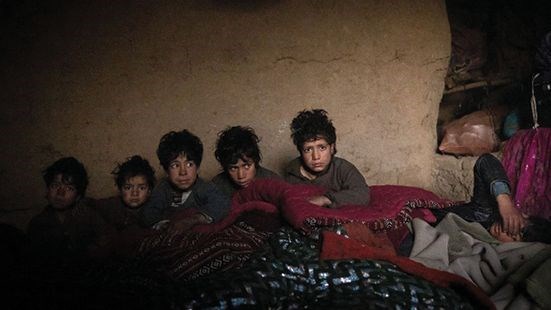 فقر نه تقدیر است، نه تنبلی