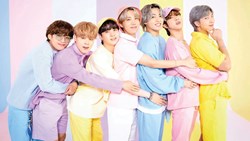 فانتزی‌هایی برای فروش: مردانگی زنانه و راهبردهای بازاریابی گروه بی‌تی‌اس