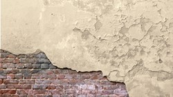 ماجرای دیوار کهن‌سال