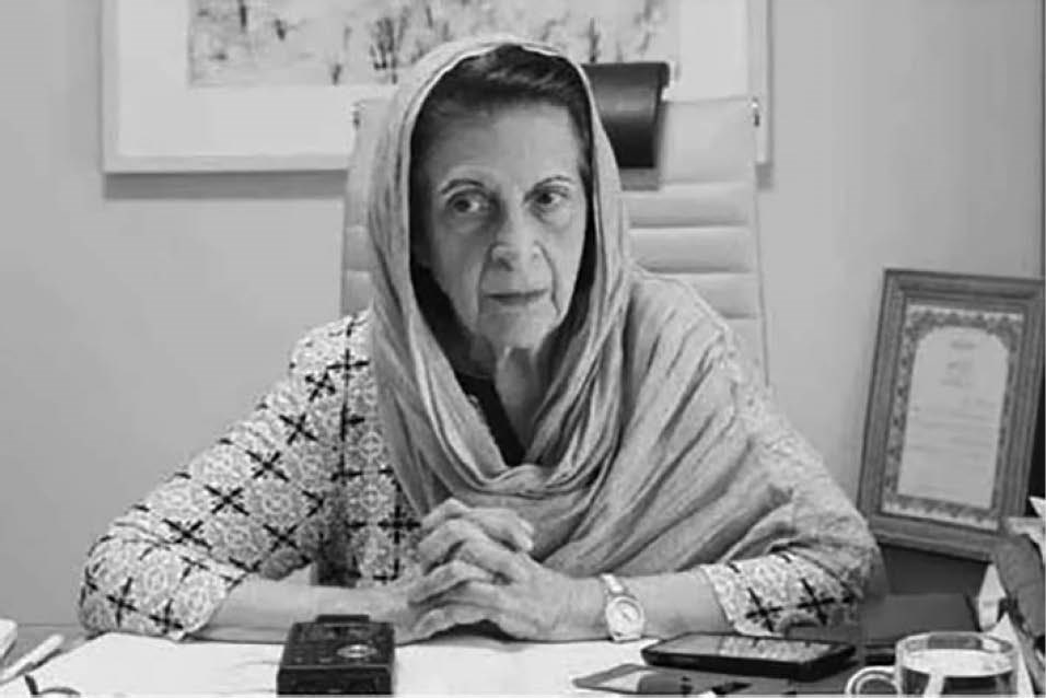 عکس یک زن