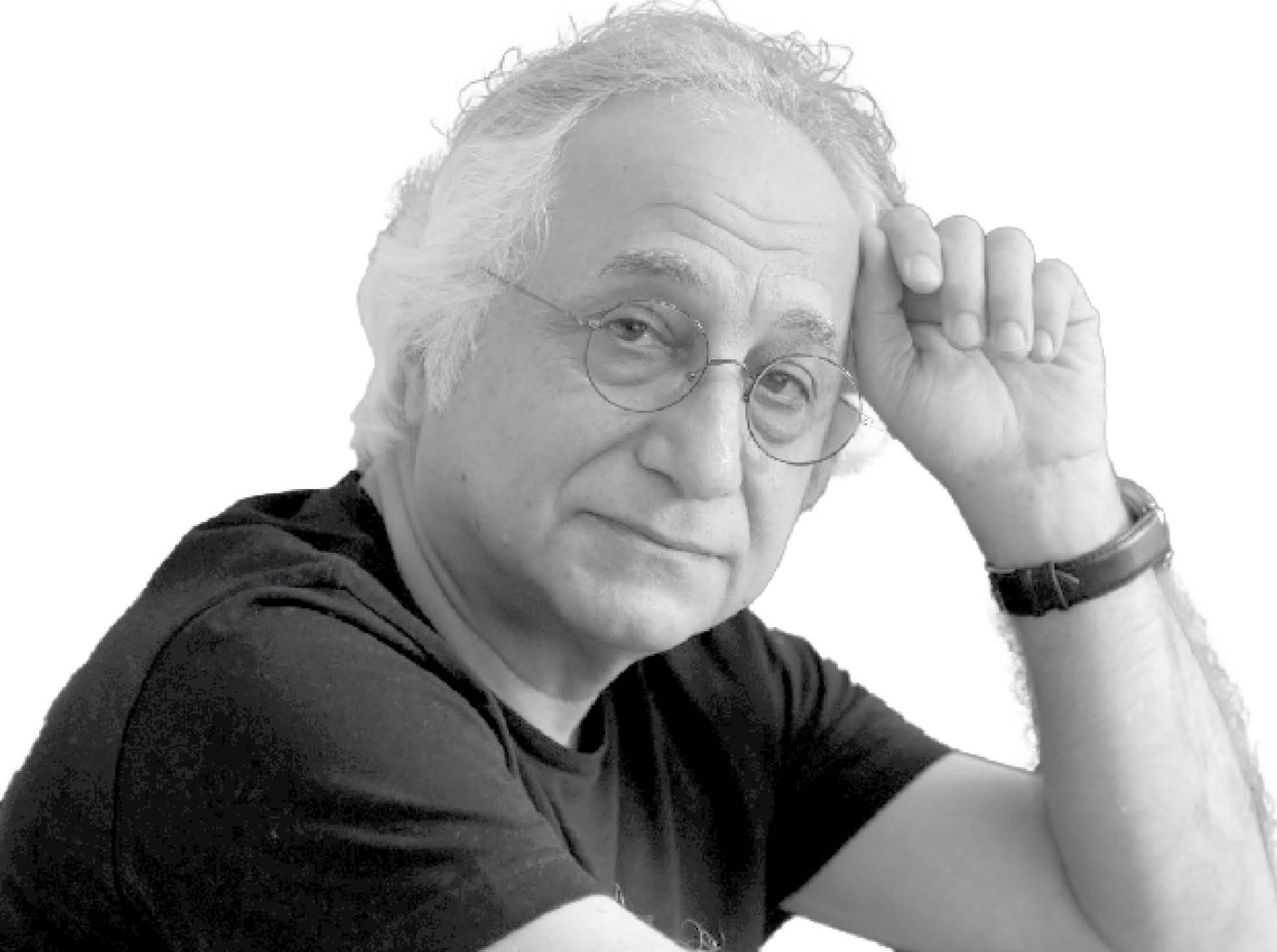 عکس یک مرد