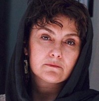 عکس زویا پیرزاد